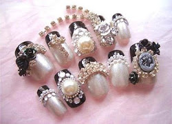 gyaru nails hehe jewelry
